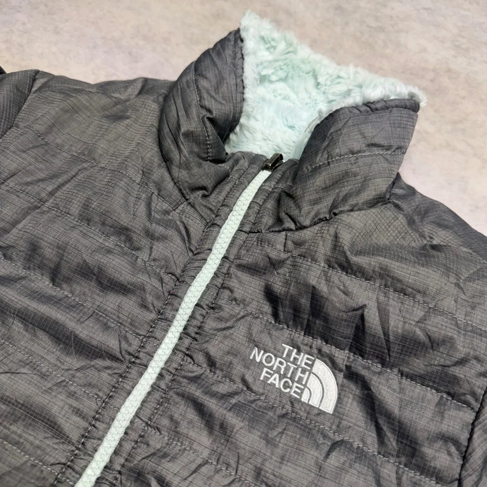 The North Face Reversible Mossbud Swirl Girls XL 18 Grey Mint Puffer Jacket